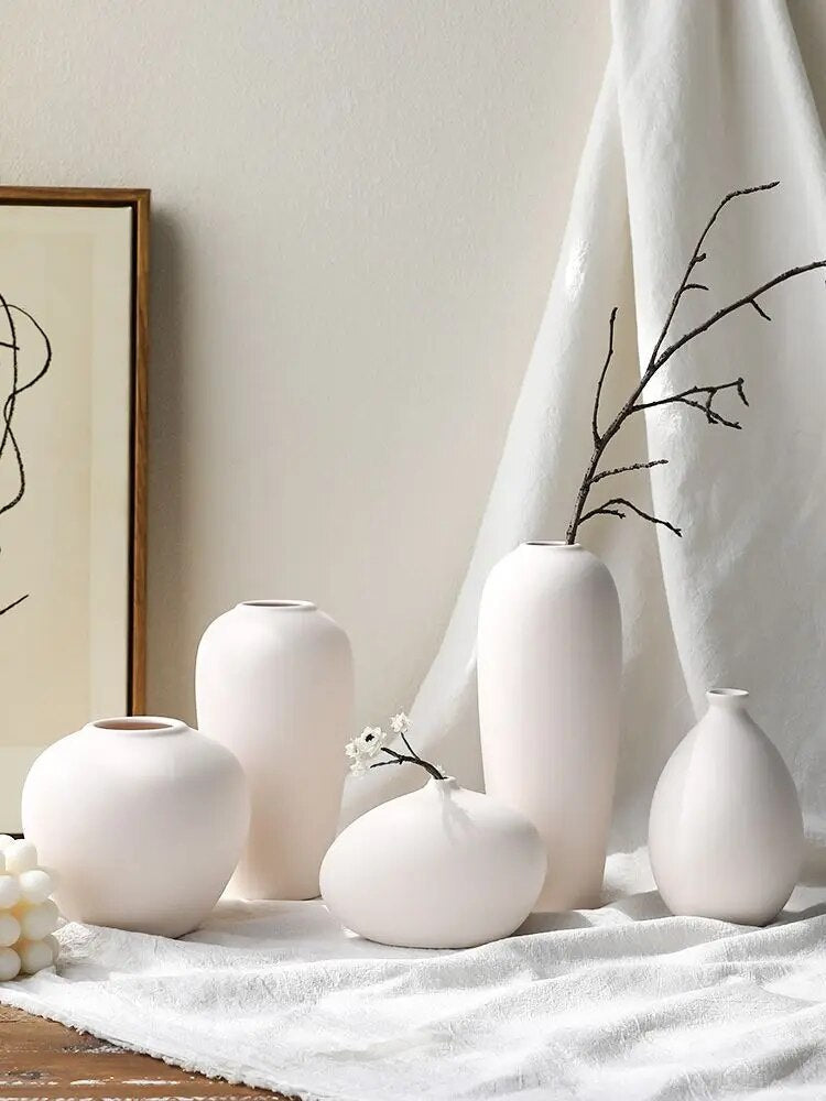 IKARYA Creative White Ceramic Chinese Vase